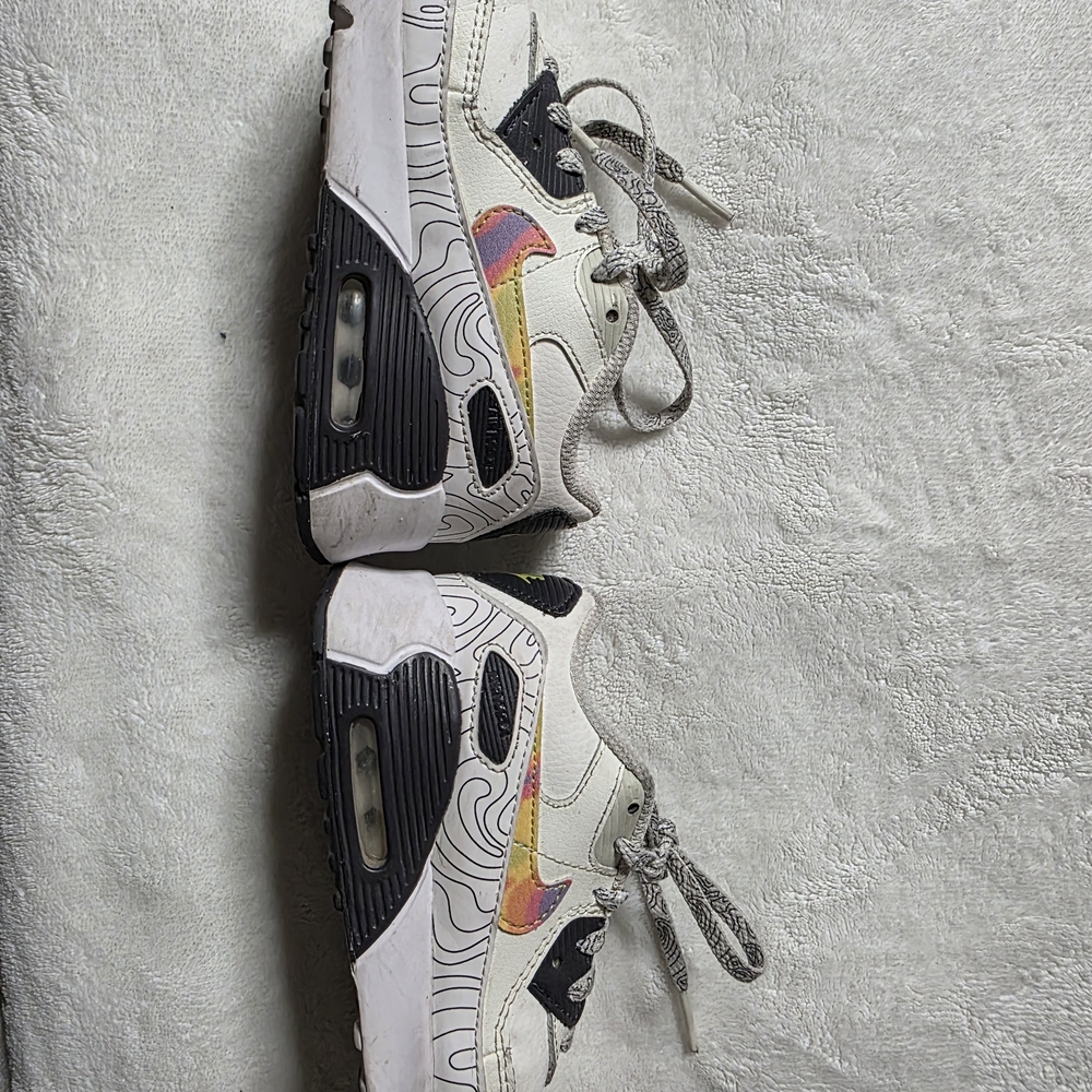 Nike White and Black Modern Sneakers